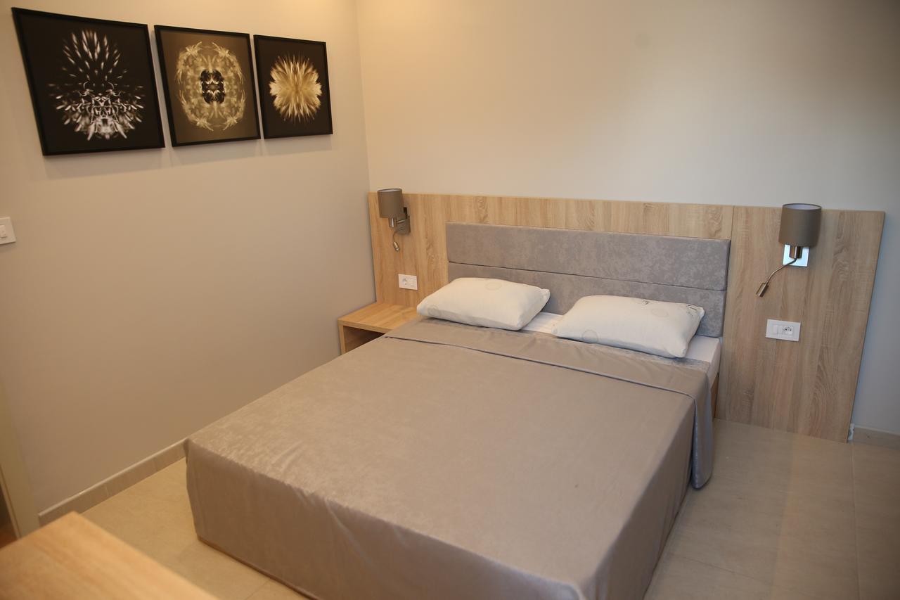 Gold Crown Apartments Jagodina Værelse billede